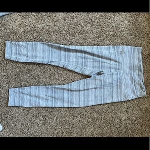 Stripped wunder under lululemon legging